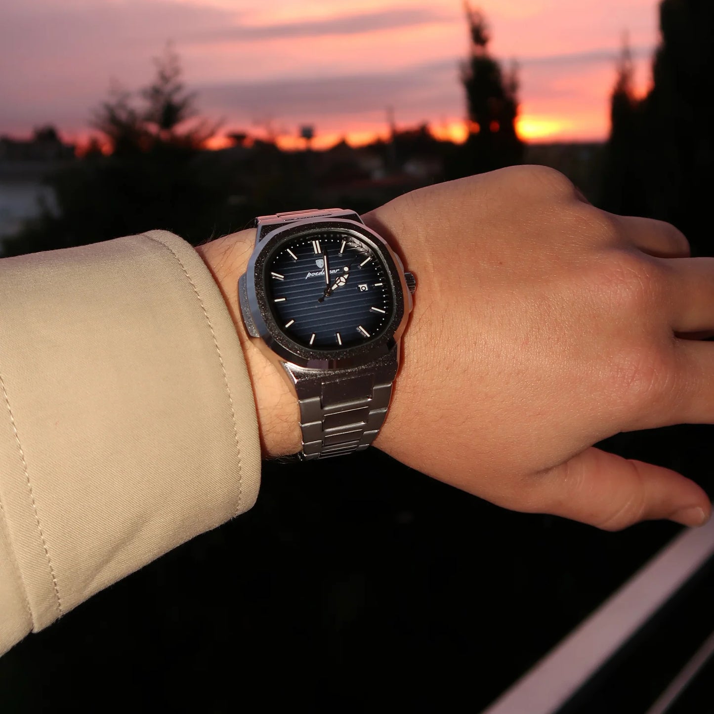 chartres watch